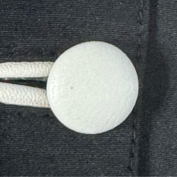 Kanar Black & Ivory Abstract Leather Appliqué Size M Artisan Statement Jacket - Picture 8 of 8